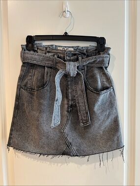 FREE PEOPLE/ WE THE FREE
DENIM SKIRT